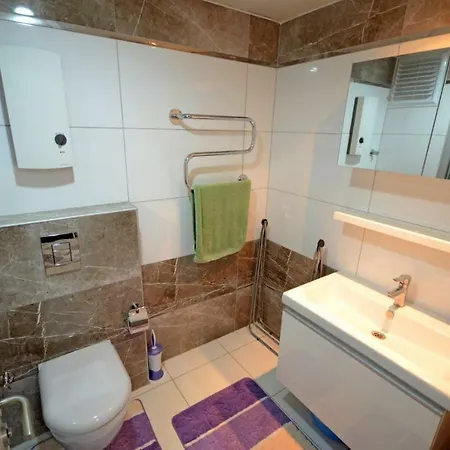 Crystal Park Apartment